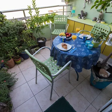 Apartament Tahita *